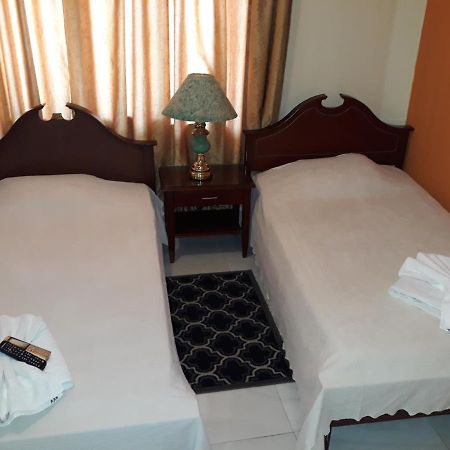 Hotel Viru Viru 1 Санта-Крус-де-ла-Сьєрра Екстер'єр фото