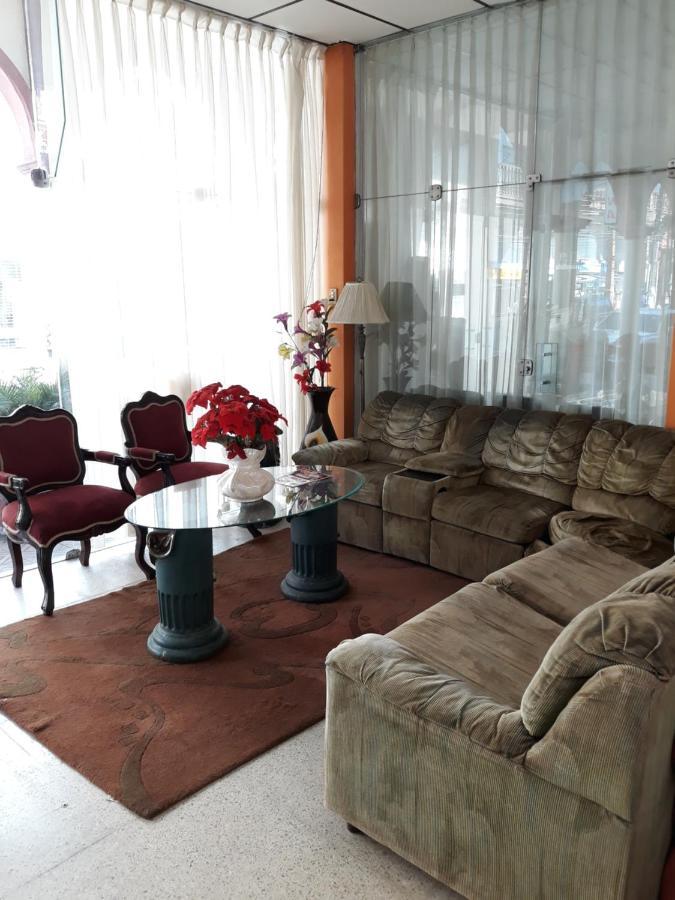Hotel Viru Viru 1 Санта-Крус-де-ла-Сьєрра Екстер'єр фото