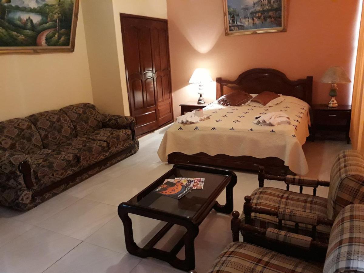 Hotel Viru Viru 1 Санта-Крус-де-ла-Сьєрра Екстер'єр фото
